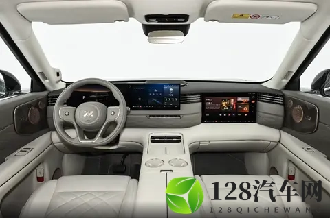 售价3328万元起， 智己LS9上市，纯电续航402公里，竞争问界M8-3