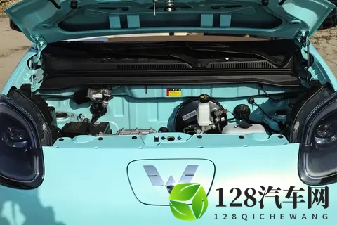 五菱宏光 MINIEV 2025 四门版测评：从日常用到选车的实用指南-2