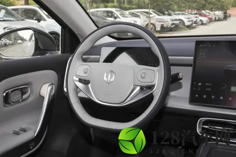 20万级方盒子运动会大PK 深蓝G318凭无忧穿越+舒适赢麻了-1