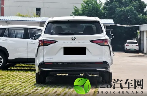 购车指南丨全系动力均相同，丰田赛那应该怎么选？-1