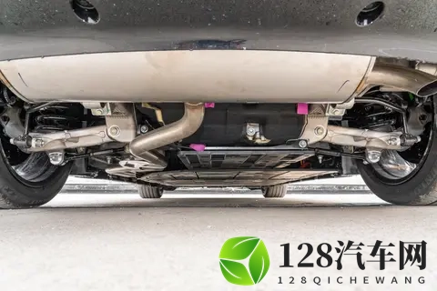 全系标配四激光雷达,还有华为技术加持,深度体验2026款阿维塔12-1