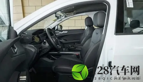 凯翼昆仑新款亮相，15T动力能否再掀波澜？-3