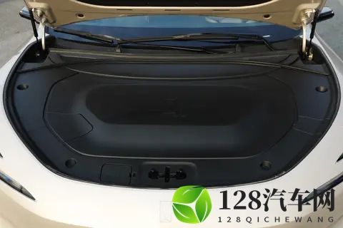 解读阿维塔12四激光版:四激光雷达+华为ADS,通勤、长途都省心-2