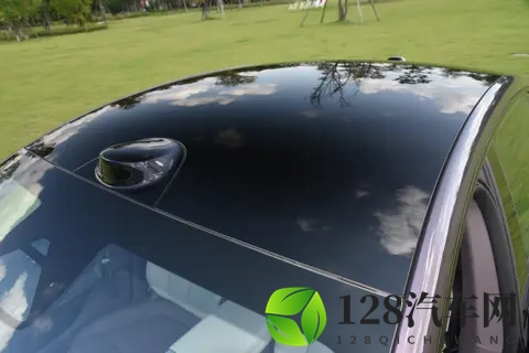 明年购置税将减半征收，17家主流车企承诺兜底；智己LS9正式上市-1