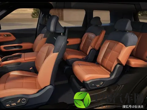 起亚全新中大型SUV官图，外观很方正硬朗，两种前脸，2+2+3座椅-1