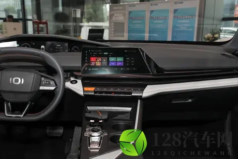 1099万起！长安启源A06上市，90%得房率+800V快充重塑家轿标准-1