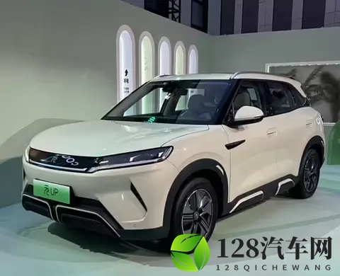 乘联会：10月32个车型批发销量超2万 五菱宏光MINI排名第一-3