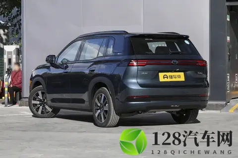 告别亏电三大困扰？埃安i60增程版1268万起预售前瞻体验-2