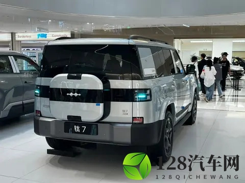 方程豹钛7的成功之处在哪？35岁奶爸给出靠谱答案-2