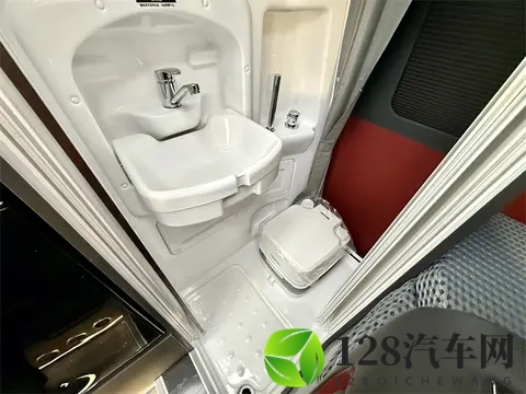 福特升顶房车，瑞弗X500商旅版，代步+商务+旅居-2