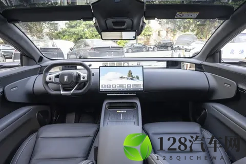 豪华车不能只看配置！阿维塔12四激光版「十新十二独」解析-1