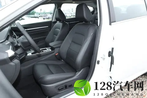 2025款天籁20L XL-TLS悦享版：参数大揭秘，实力到底如何？-3