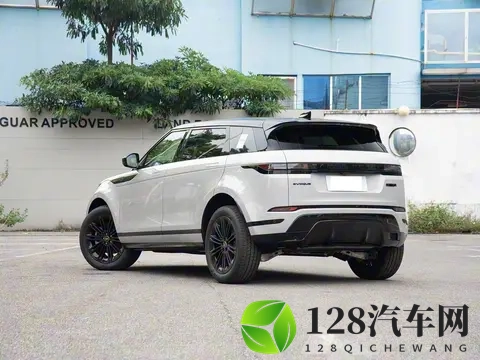 26款路虎中型SUV上市！售价亲民，外观很豪华，搭载20T轻混+四驱-2