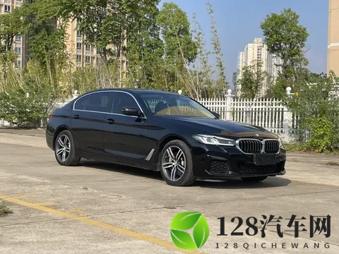 2288万！拿下21年宝马530Li，十年老司机都说值-2