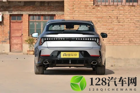 10万级运动轿车，新款领克03上市，配置升级，优惠18万-3