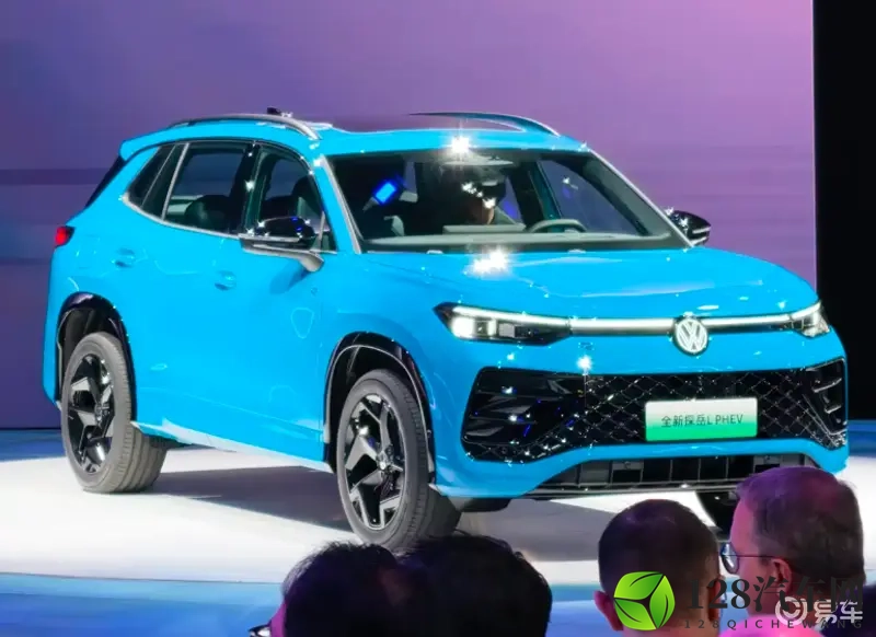 2025广州车展 探岳L PHEV亮相 搭载15T插混-1