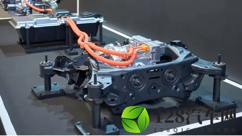 中国少妇xxx：新能源汽车成时尚宠儿，绿色出行新选择-2