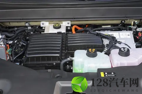 预售1268万元起,增程版亏电油耗仅55L,AION i60香不香?-1