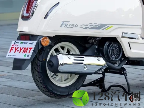 全彩仪表+智能解锁，2026款飞鹰F150复古踏板配置升级，5380元起-3