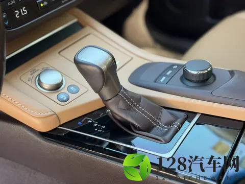 11万多拿下雷克萨斯ES,宜商宜家好选择-2