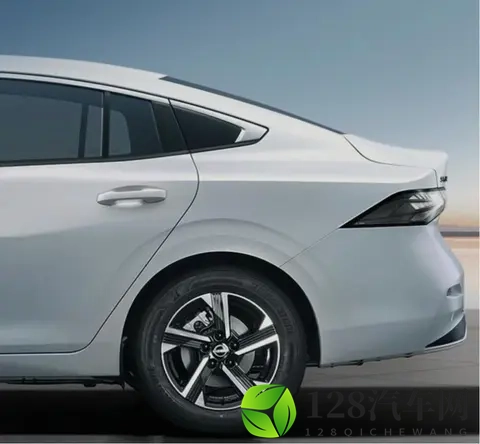 全新东风日产“轩逸”官图发布，明年一季度上市，比天籁漂亮-1