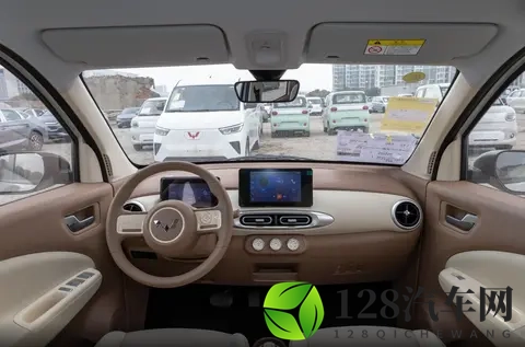 续航够用,小巧好开,五菱宏光MINIEV怎么选?-3