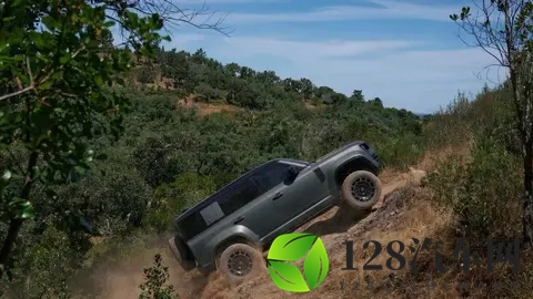 捷豹的困境雪上加霜，这都要归咎于这款动力不足的SUV-2