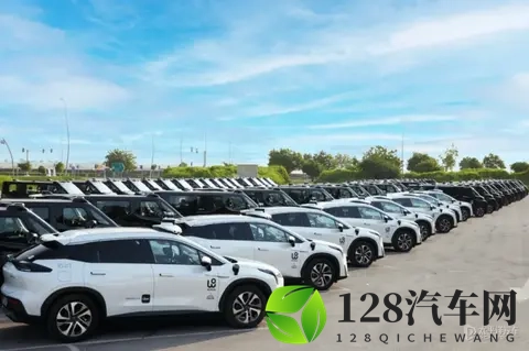 文远知行将在阿布扎比开展纯无人Robotaxi商业化运营-2