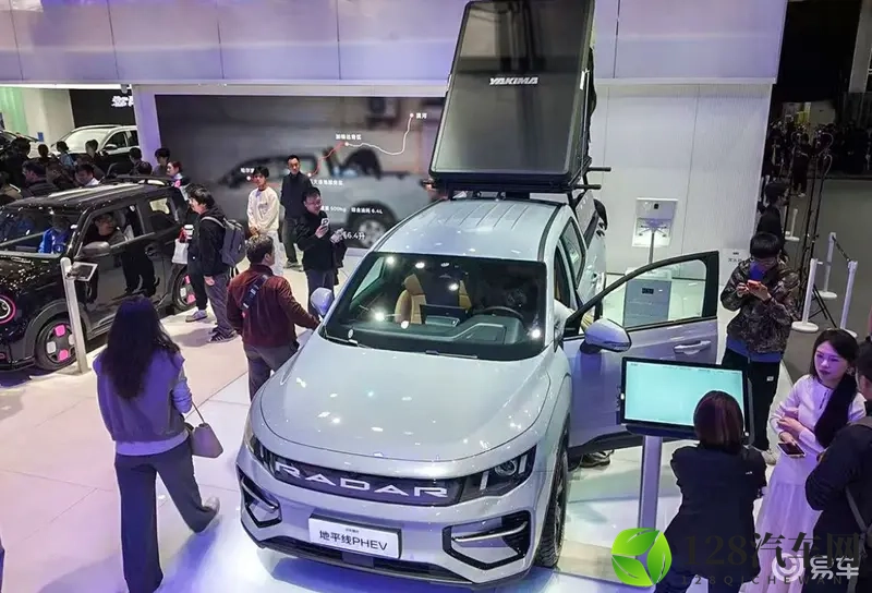 市场突围到行业引领,吉利雷达发布全首款380V移动能源站-1