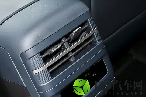 钛 7 2025 款 200KM 两驱 Max 版试驾，感受出行新体验-1