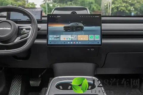 标配8295+Orin-X，20万级SUV新标杆2025款星纪元ET还有什么亮点？-3