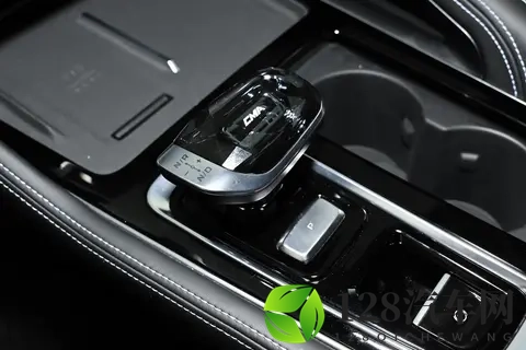 吉利星瑞全新东方曜，超多给力购车福利，实力不容小觑！-2