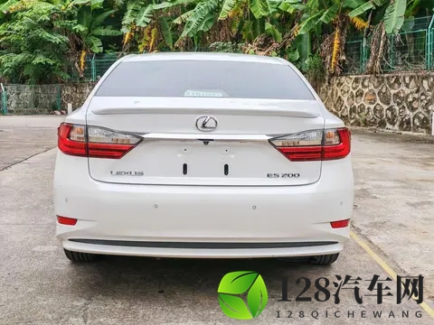 十年老友依旧在,10万拿下雷克萨斯ES,宜商宜家!-1